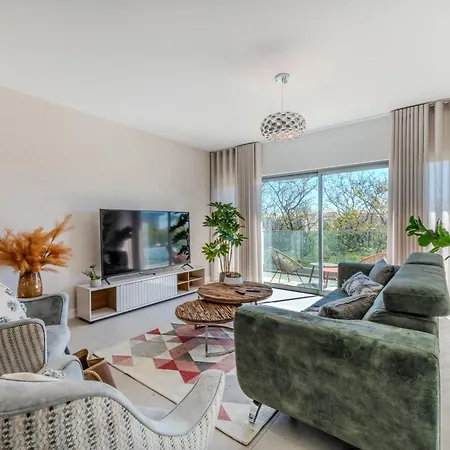 Vitoria V3 Lote 68 - Vip By Interhome