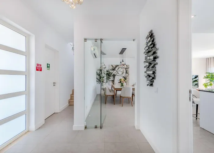 Vitoria V3 Lote 68 - Vip By Interhome *